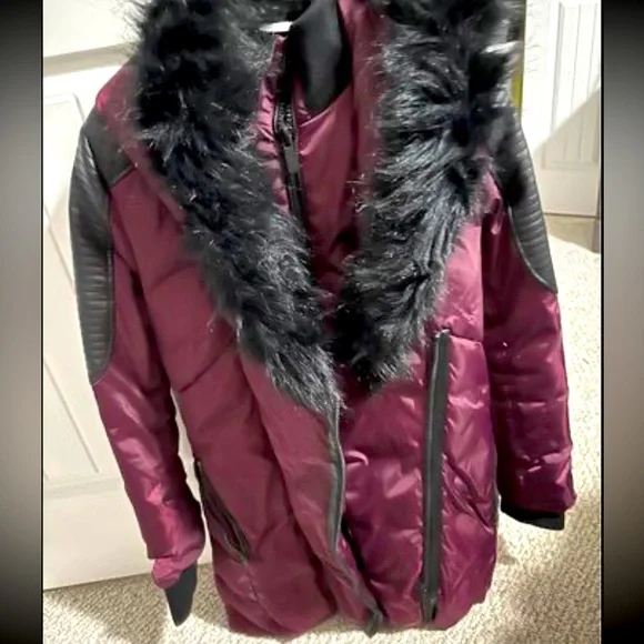 Winter jacket - Picture 1 of 2